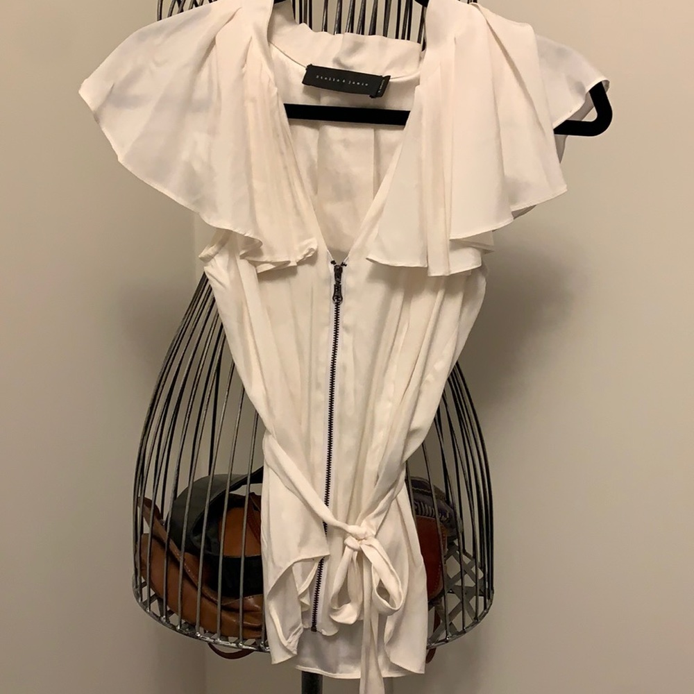 Stella & Jamie XS white ruffle top blouse with waist tie super cute!